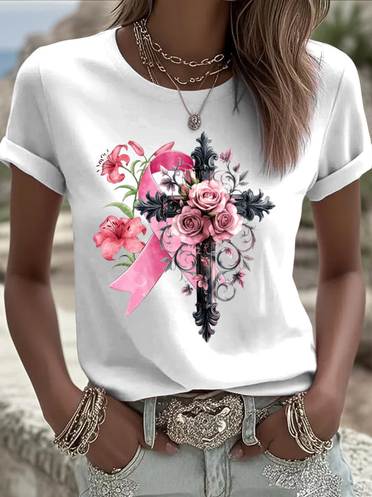 Γυναικείο μοντέρνο ευρωπαϊκό λευκό T-shirt, φωτεινό τριαντάφυλλο σταυρό και κορδέλα πρόληψης καρκίνου του μαστού, να δημιουργήσει ένα μοντέρνο καθημερινό αντικείμενο